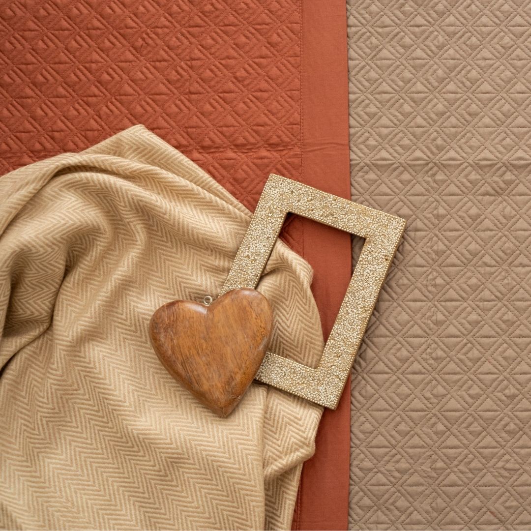 Sadyaska Herringbone Clay Woven Throw with s 1 Pcs Cushion Cover
