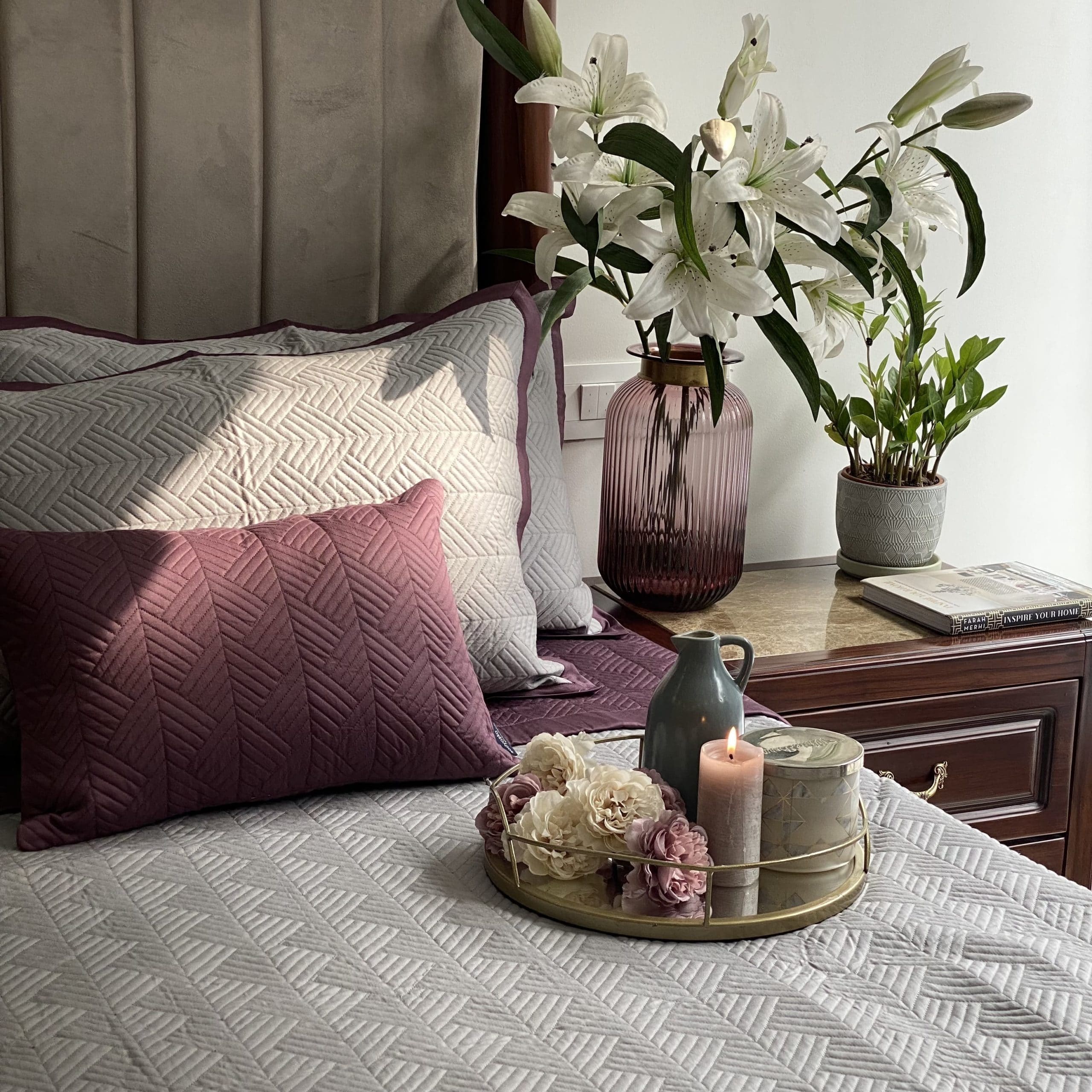 Sadyaska Sandstone Grey and Mauve Vector Reversible 1 Pcs Bedspread