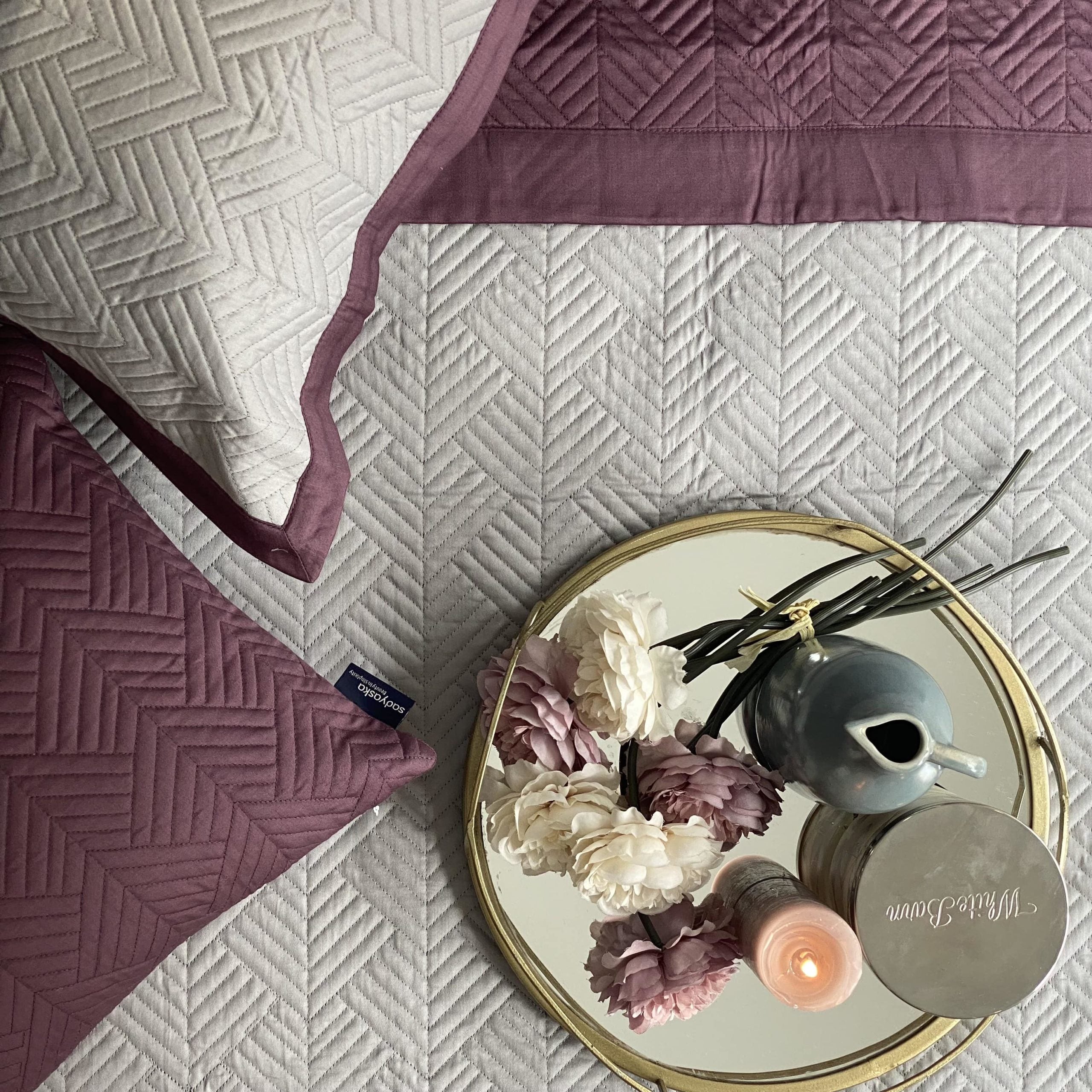 Sadyaska Sandstone Grey and Mauve Vector Reversible 1 Pcs Bedspread