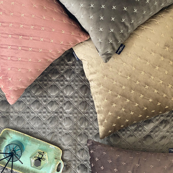 Sadyaska Decorative Sparkle Dark Grey Velvet 16x16 1 Pcs Cushion Cover