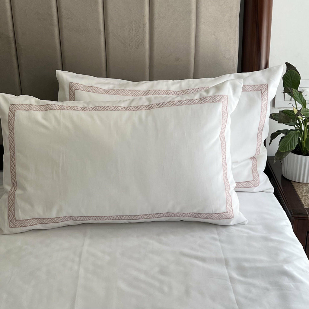 Sadyaska Wiggle Whites 1 Pcs Bedsheet