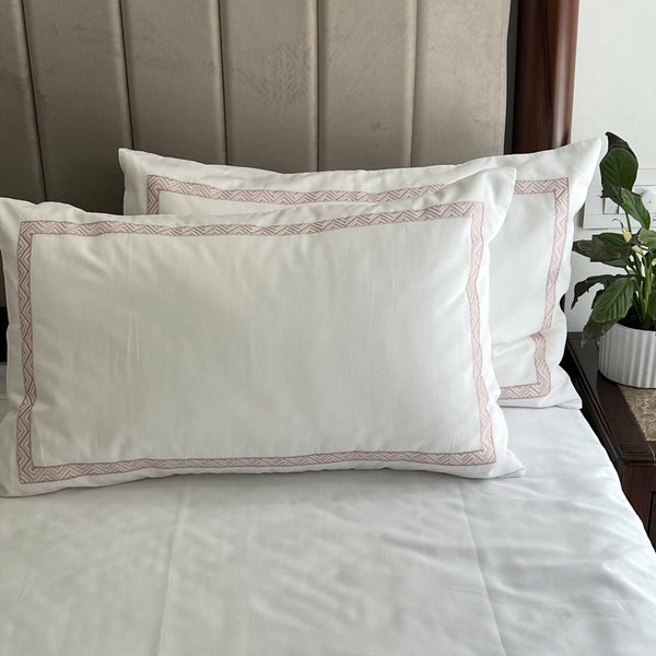 Sadyaska Wiggle Whites 1 Pcs Bedsheet