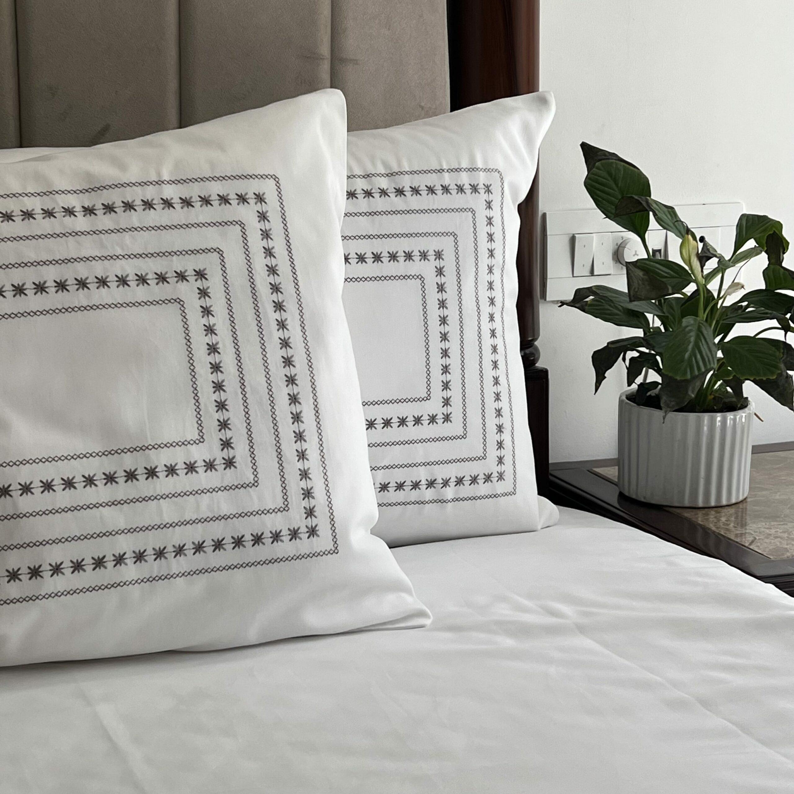 Sadyaska Minisol Whites 1 Pcs Bedsheet