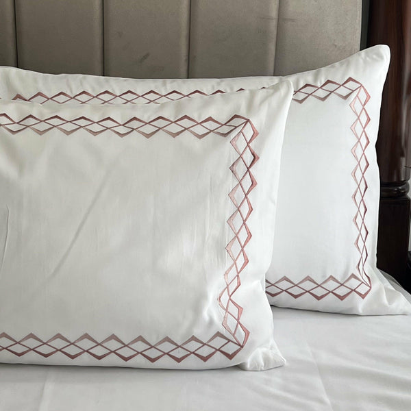 Sadyaska Cube Whites 1 Pcs Bedsheet