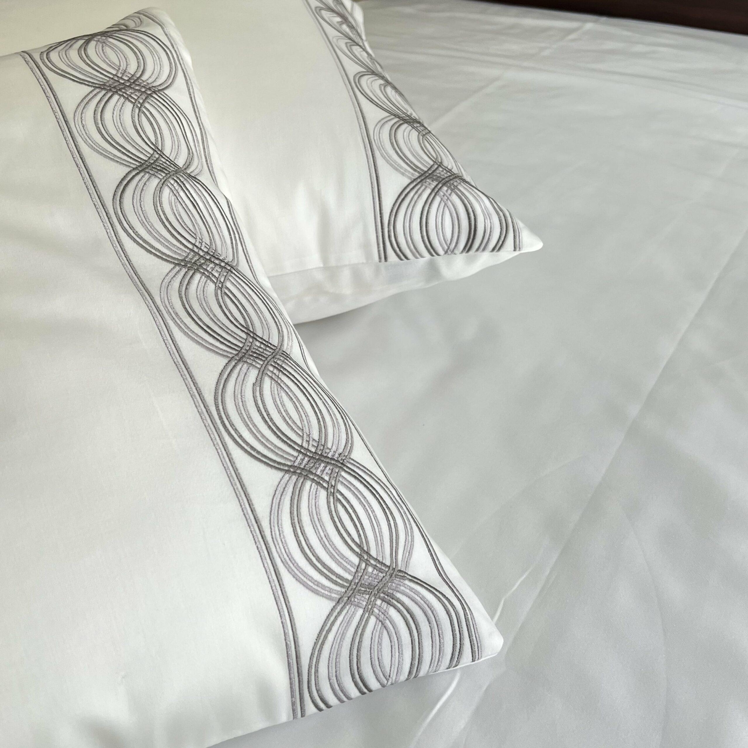 Sadyaska Surge Whites 1 Pcs Bedsheet
