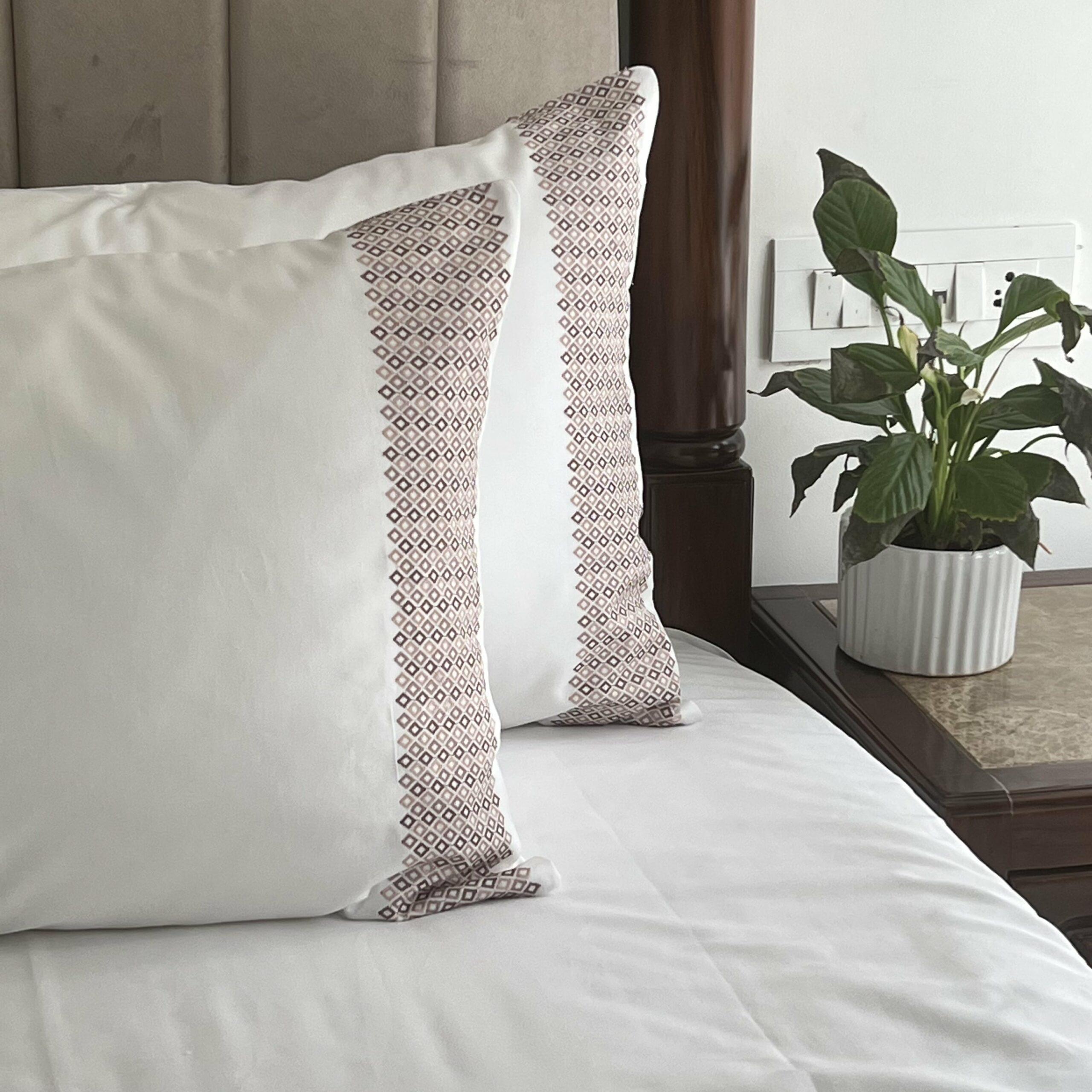 Sadyaska Glory Whites 1 Pcs Bedsheet