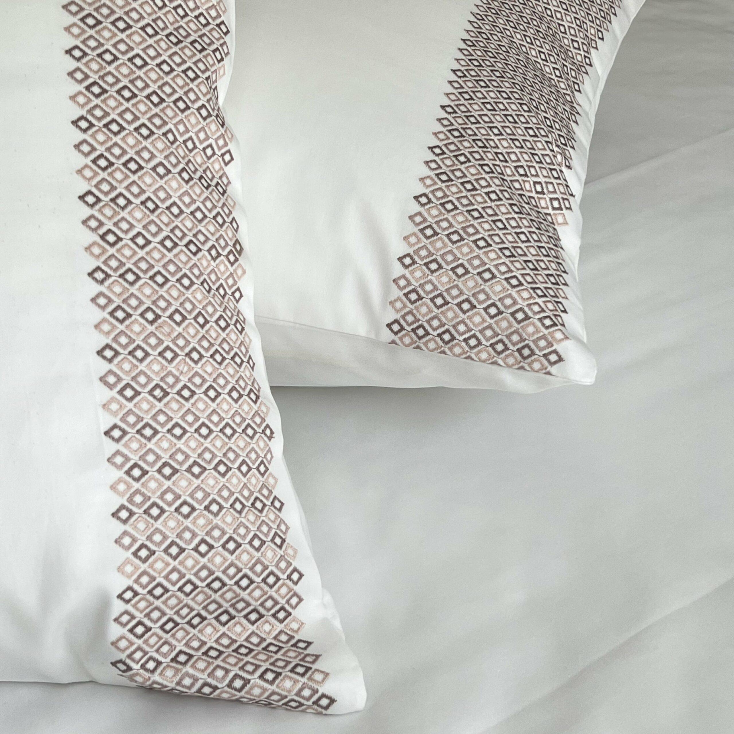 Sadyaska Glory Whites 1 Pcs Bedsheet