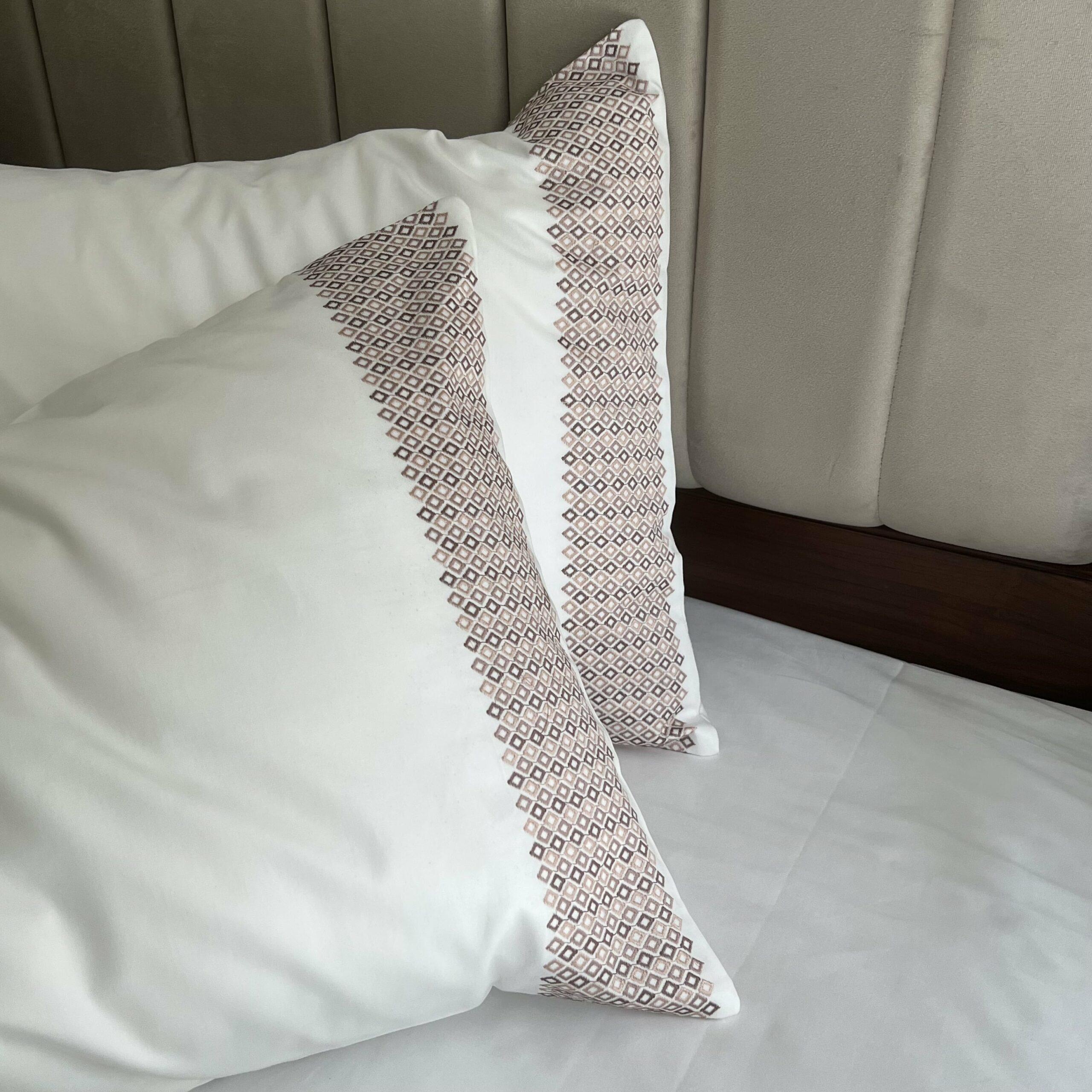 Sadyaska Glory Whites 1 Pcs Bedsheet