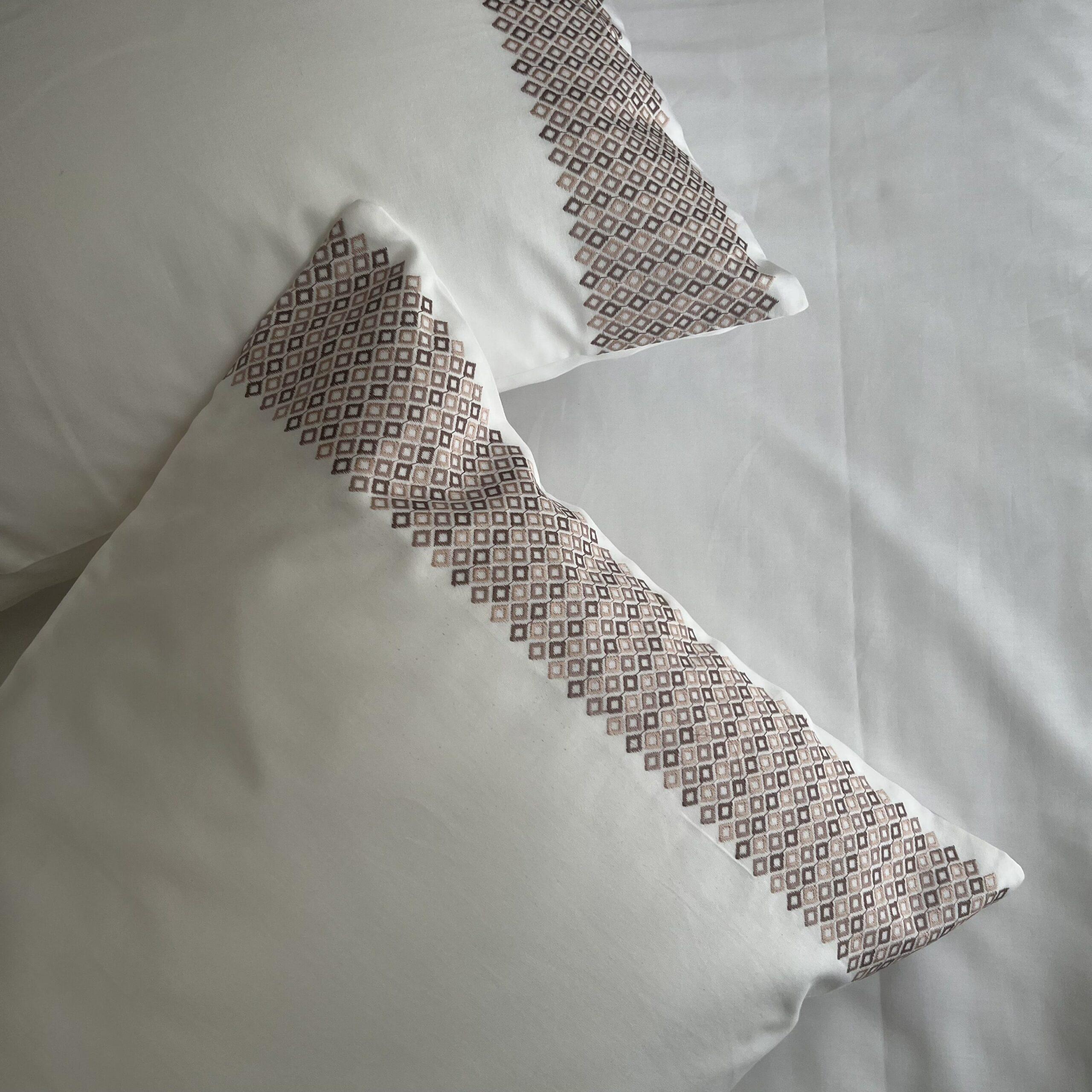 Sadyaska Glory Whites 1 Pcs Bedsheet