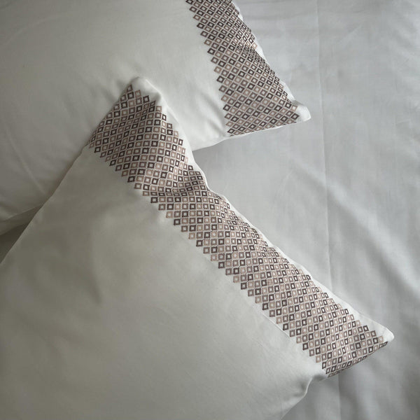 Sadyaska Glory Whites 1 Pcs Bedsheet