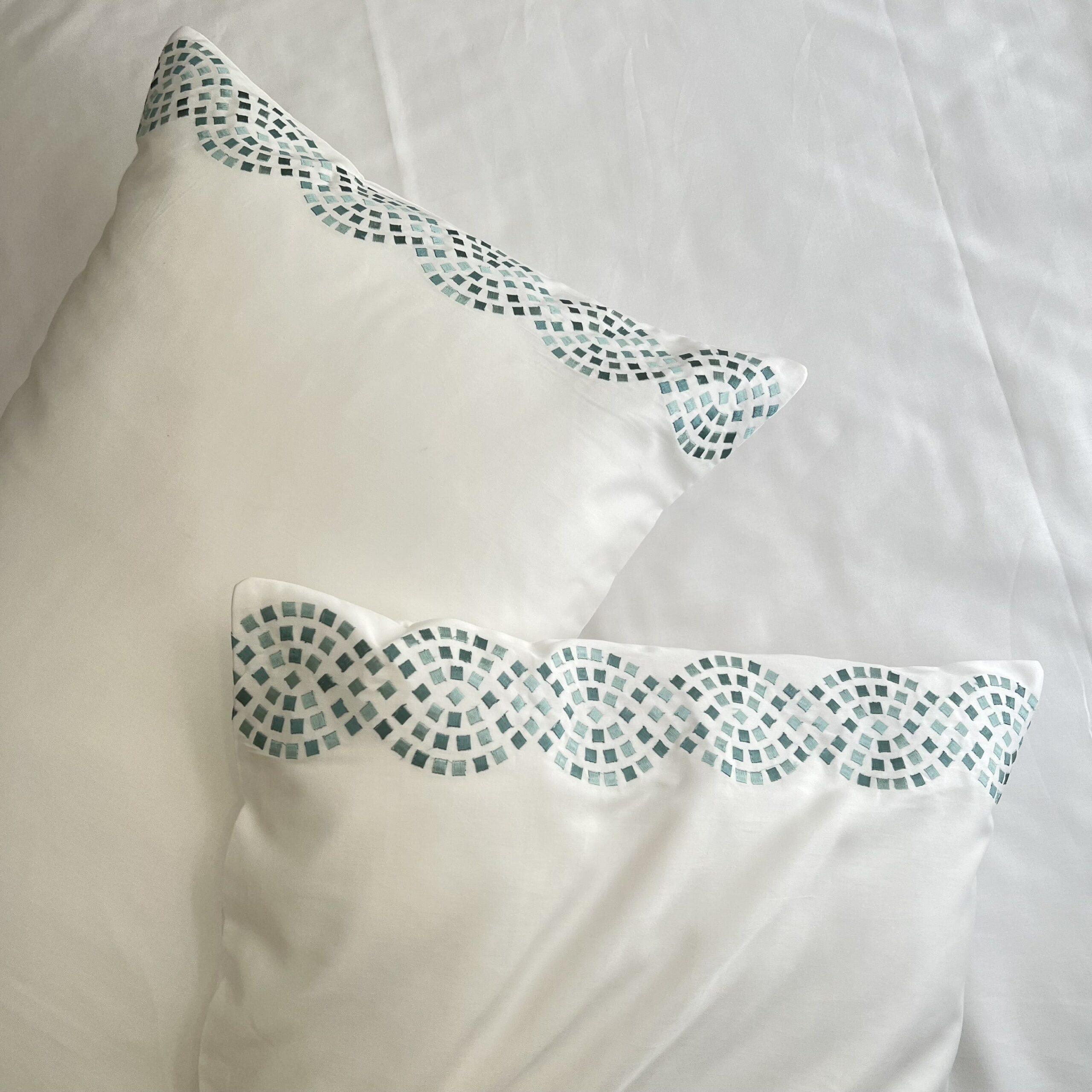Sadyaska Curl Whites 1 Pcs Bedsheet