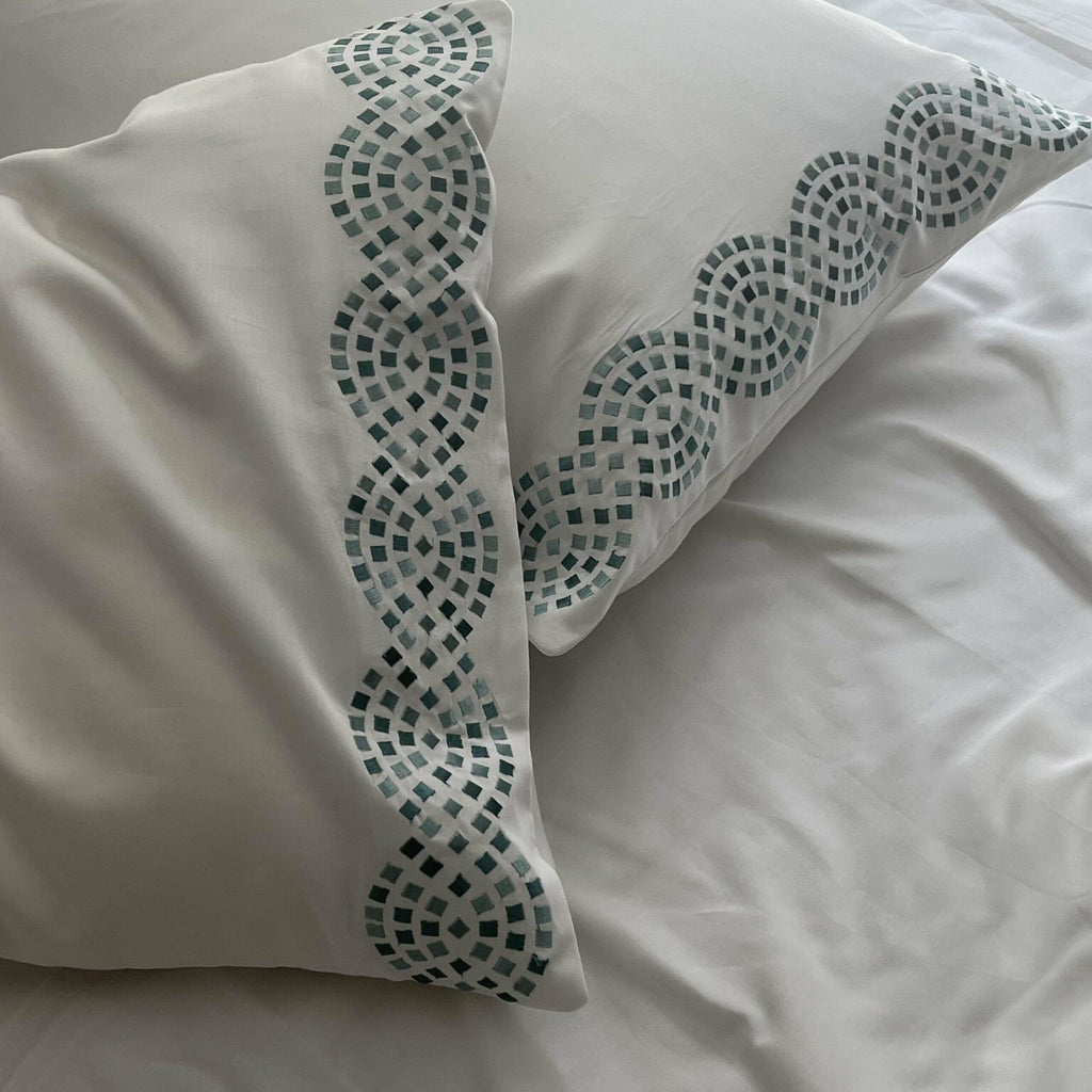 Sadyaska Curl Whites 1 Pcs Bedsheet