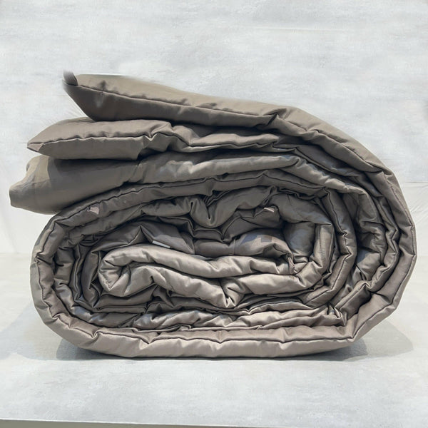 Sadyaska Taupe and Mocha 300TC Cotton Reversible Downfill 1 Pcs Quilt