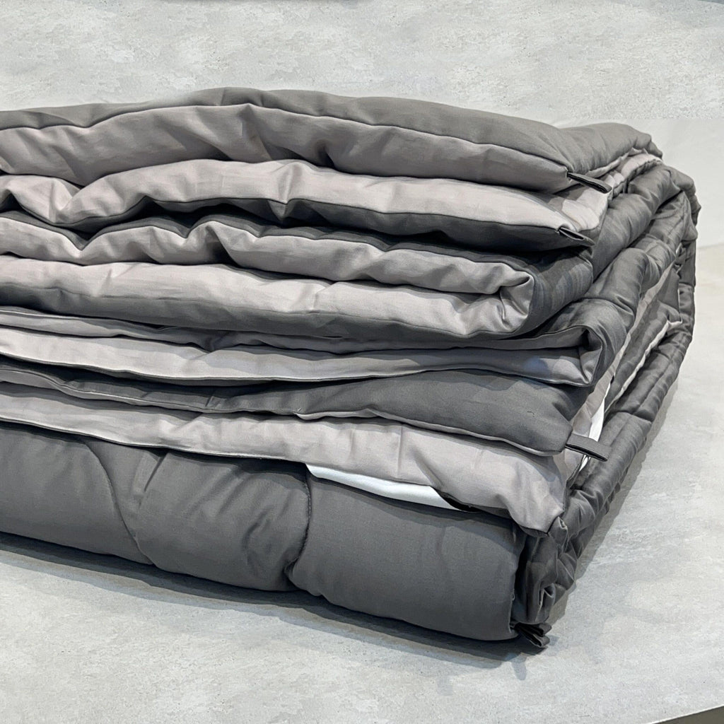 Sadyaska Elephant Grey and Silver 300TC Cotton Reversible Downfill 1 Pcs Quilt