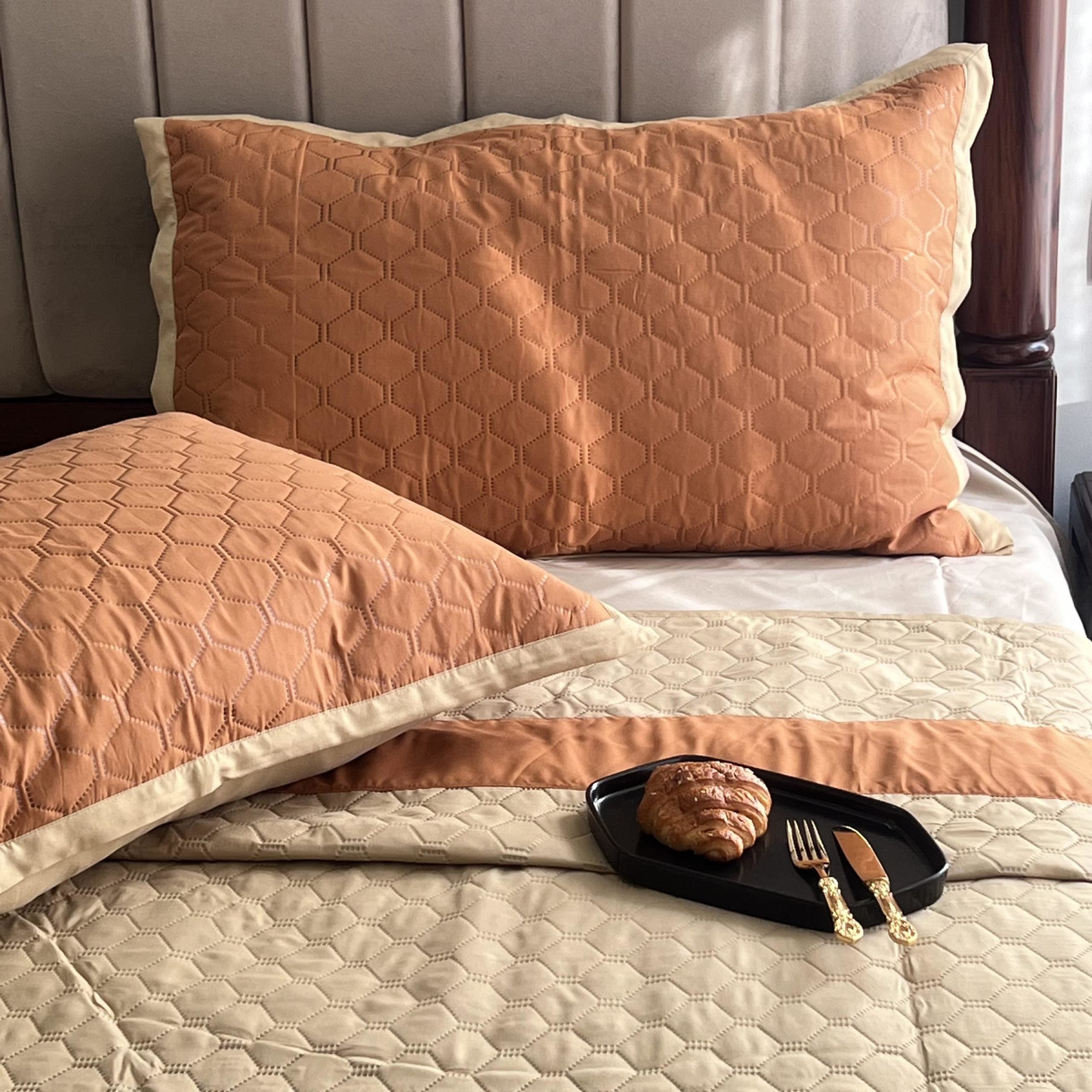 Sadyaska Quilted Rust Beige 1 Pcs Bedspread