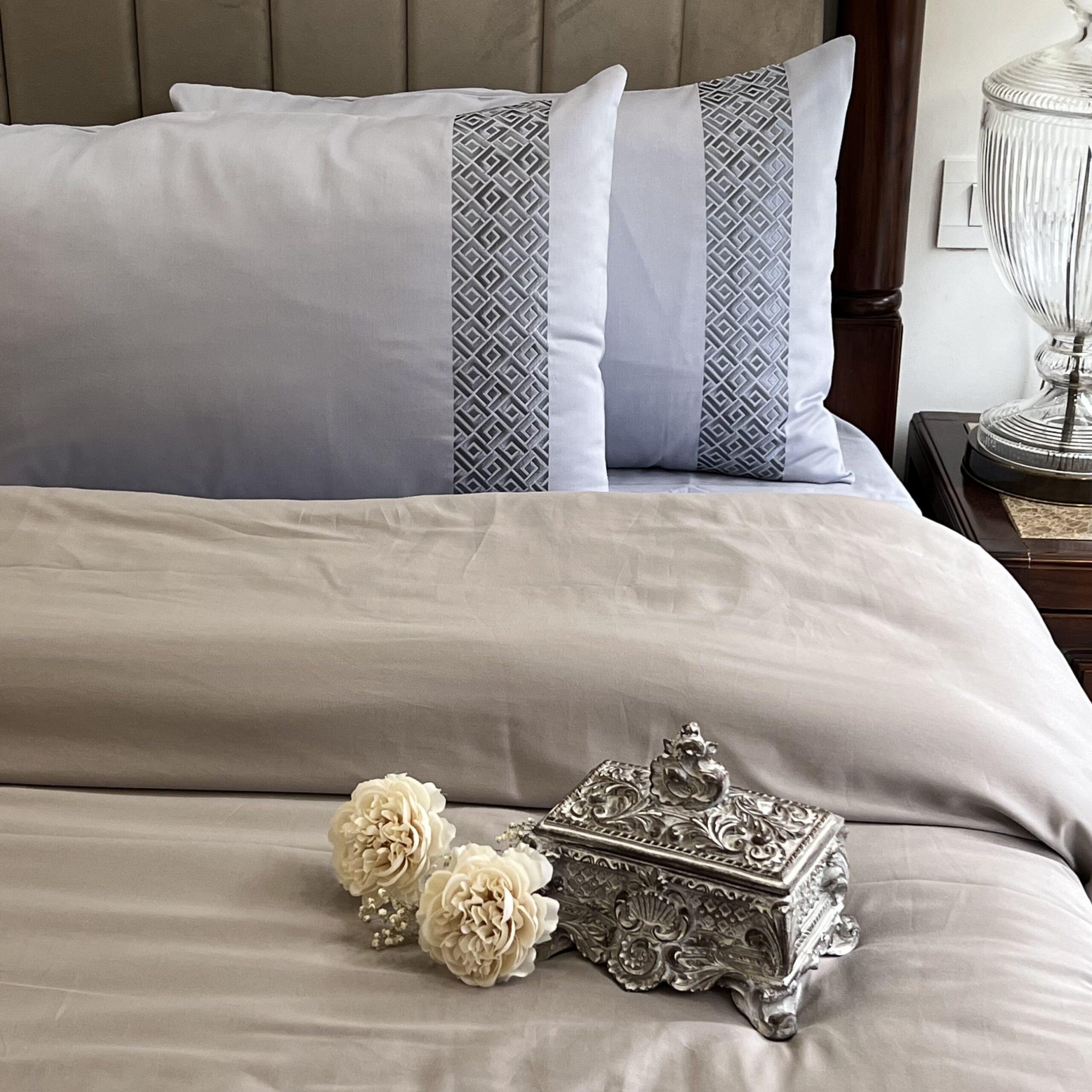 Sadyaska Squarish Smoke Blue Silver Dreams 1 Pcs Duvet Cover Set