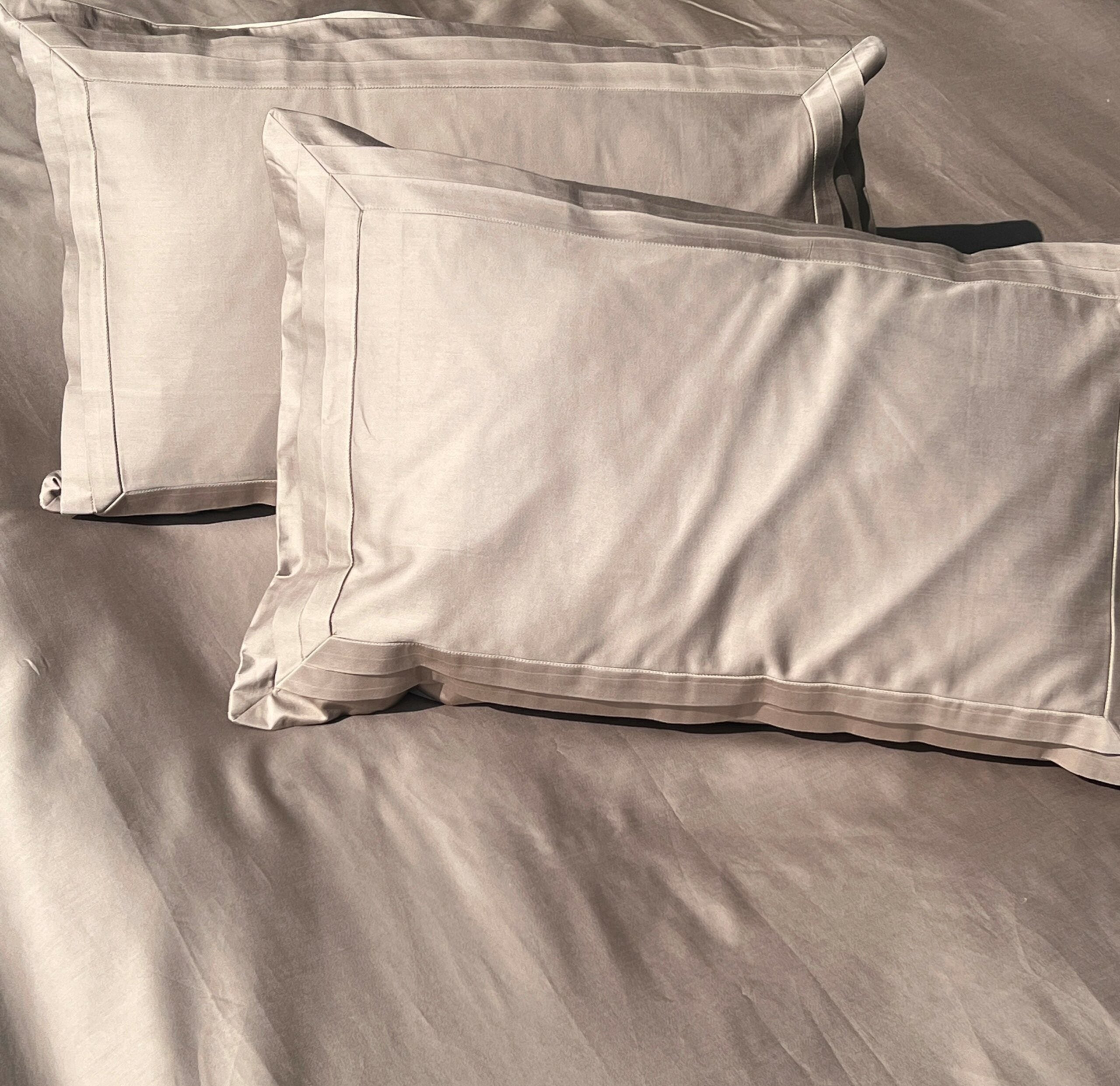 Sadyaska Tri-pleat Mocha Set 1 Pcs Bedsheet