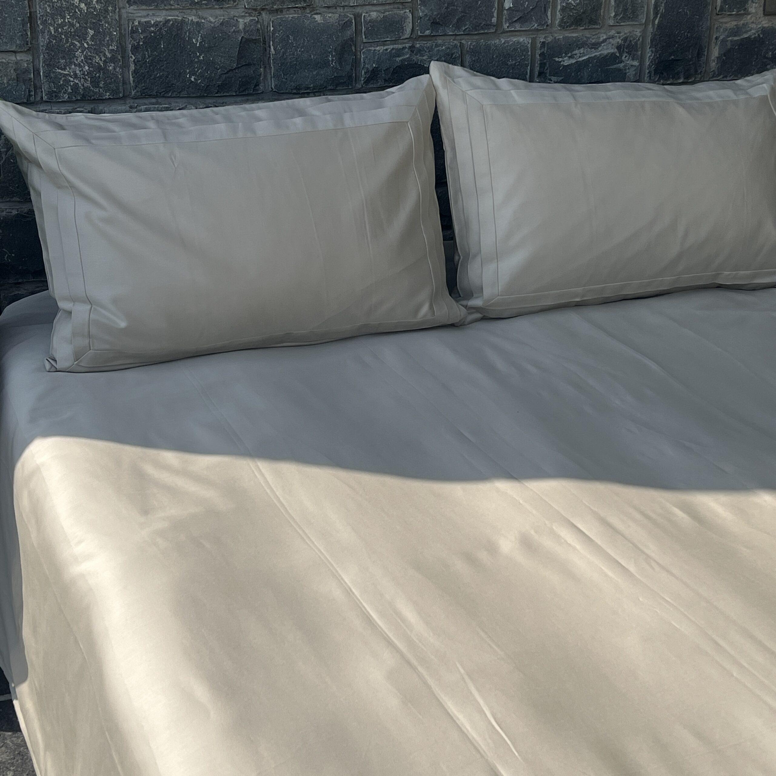 Sadyaska Tri-pleat Beige Set 1 Pcs Bedsheet