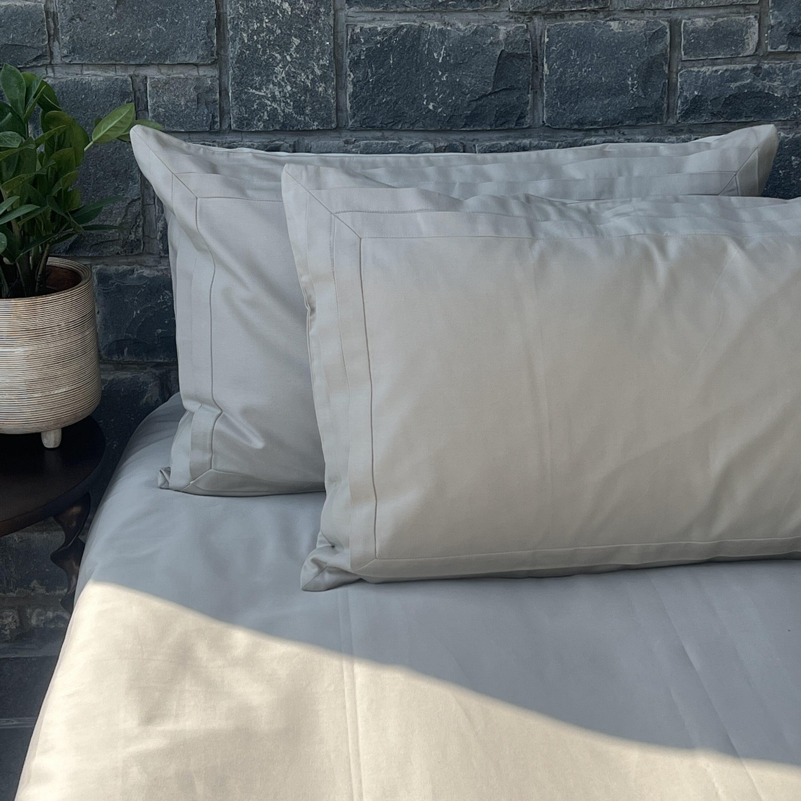 Sadyaska Tri-pleat Beige Set 1 Pcs Bedsheet