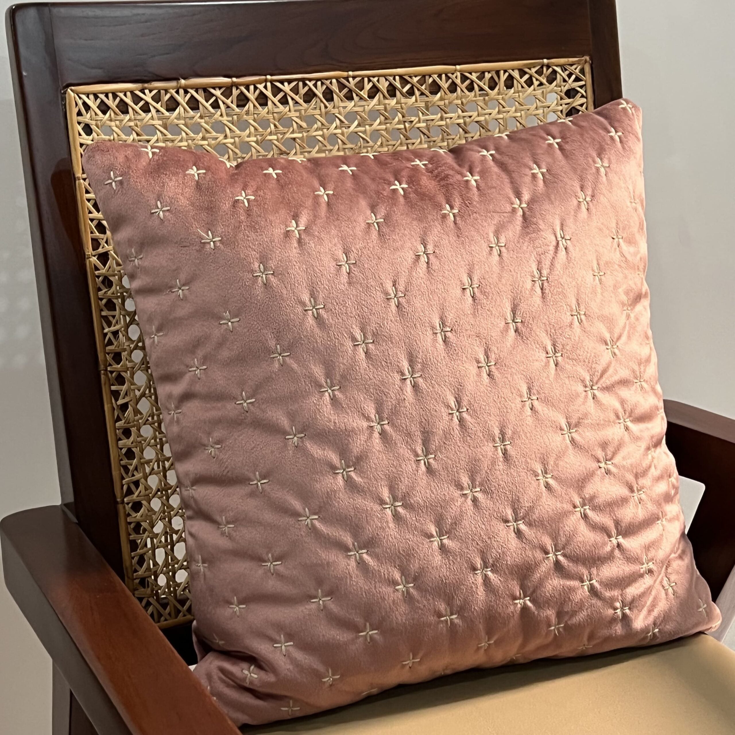 Sadyaska Decorative Sparkle Blush Velvet 16x16 1 Pcs Cushion Cover