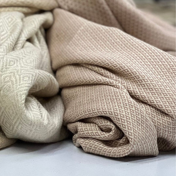Sadyaska Inaya Dusty Rose Woven Throw with s 1 Pcs Cushion Cover