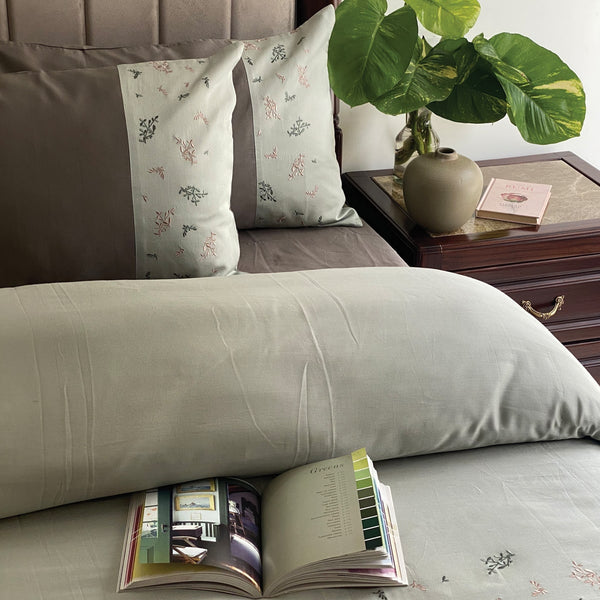 Sadyaska Lavish Sage Green and Olive Grey Mesmeric 1 Pcs Duvet Cover Set