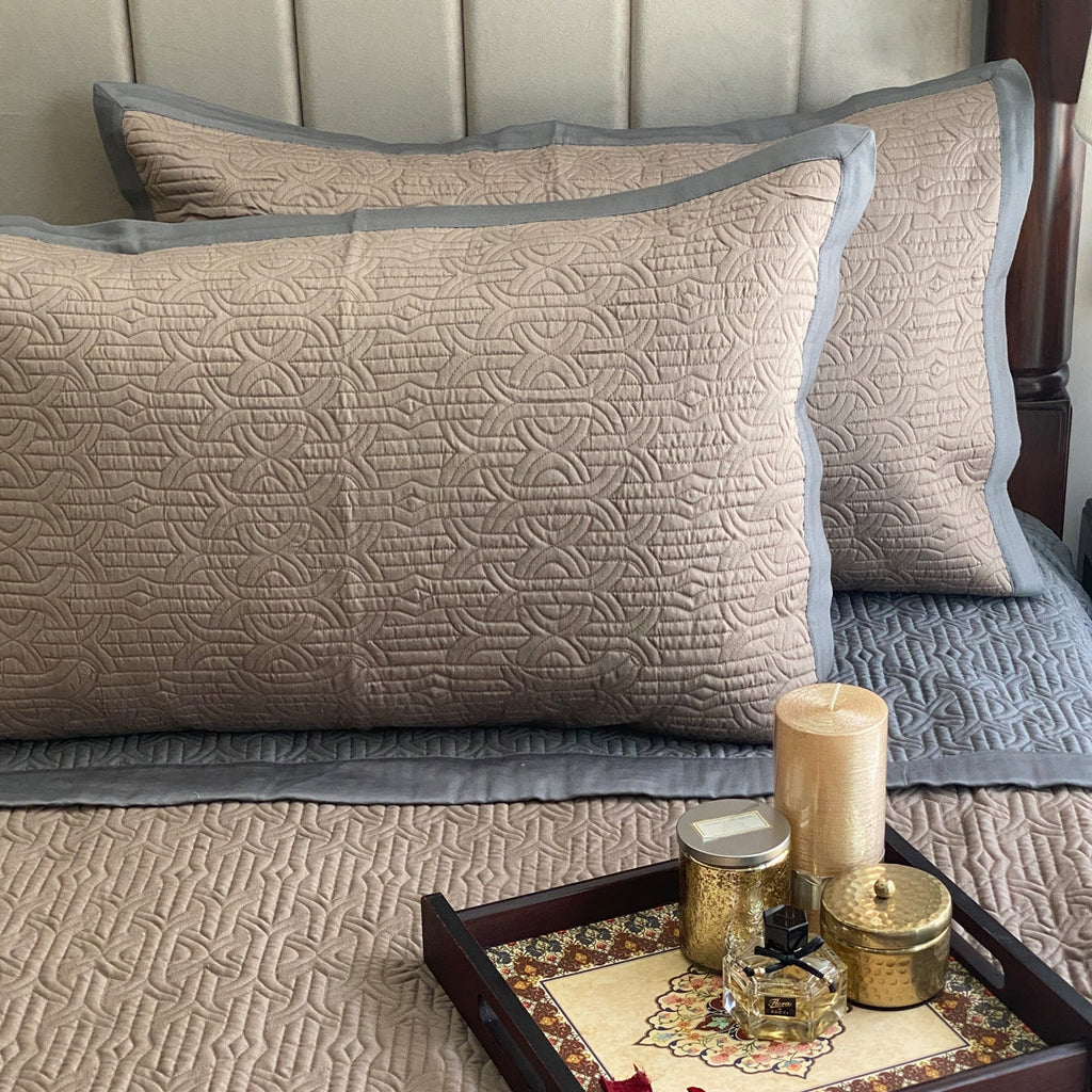 Sadyaska Dark Grey & Taupe Moderne Reversible 1 Pcs Bedspread