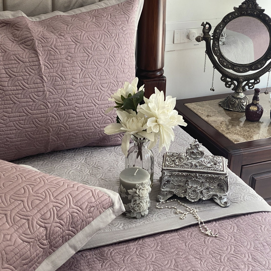 Sadyaska Old Rose and Sandstone Grey Moderne Reversible 1 Pcs Bedspread