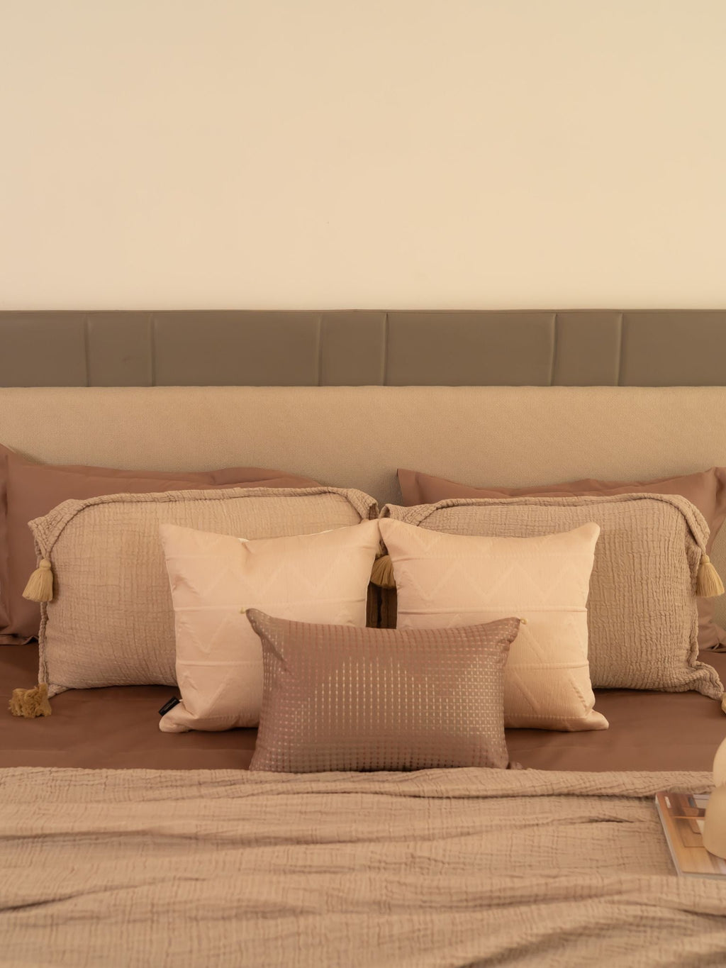 Sadyaska Beige Meraki Cotton Woven Bedding Gift Set 10 Pcs Product