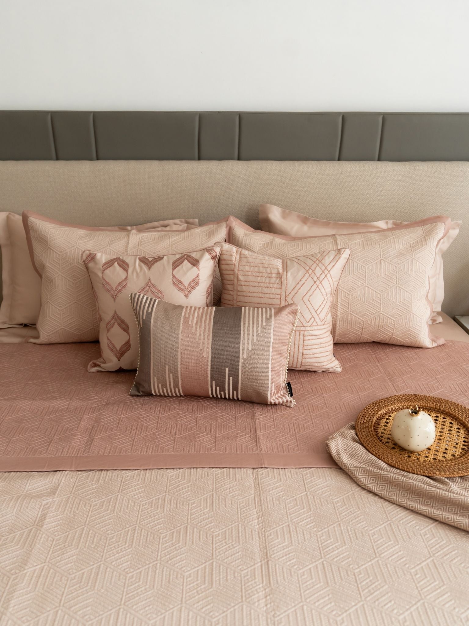Sadyaska Mirth Rose and Buff Cotton Reversible 1 Pcs Bedspread
