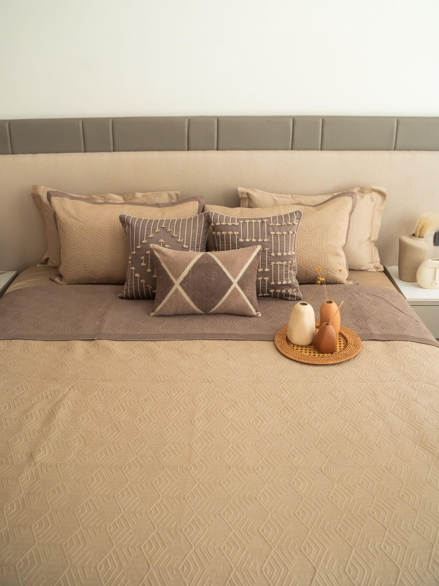 Sadyaska Mirth Sand and Taupe 300TC Cotton 10 Pcs Bedding Set