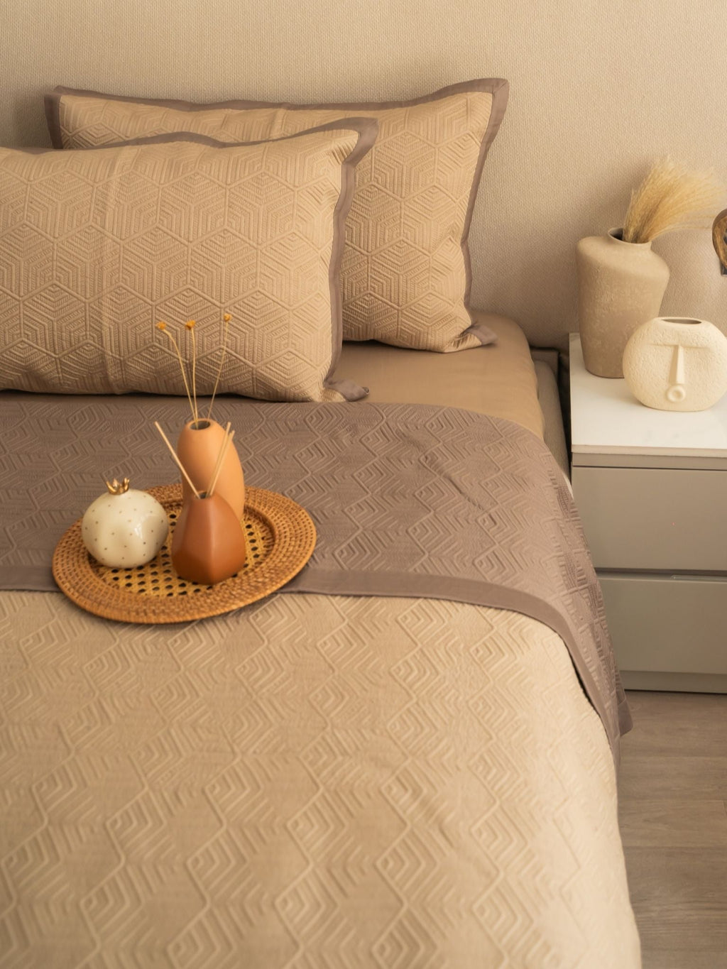 Sadyaska Mirth Sand and Taupe 300TC Cotton 10 Pcs Bedding Set