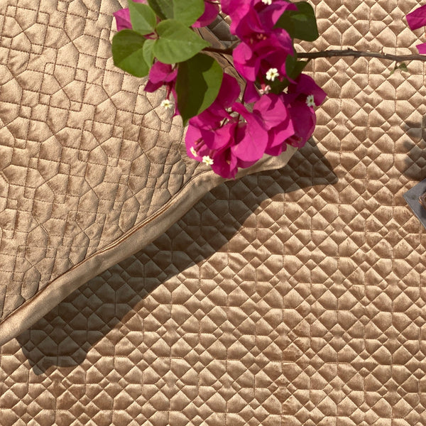 Sadyaska Nouveau Camel Velvet 1 Pcs Bedspread