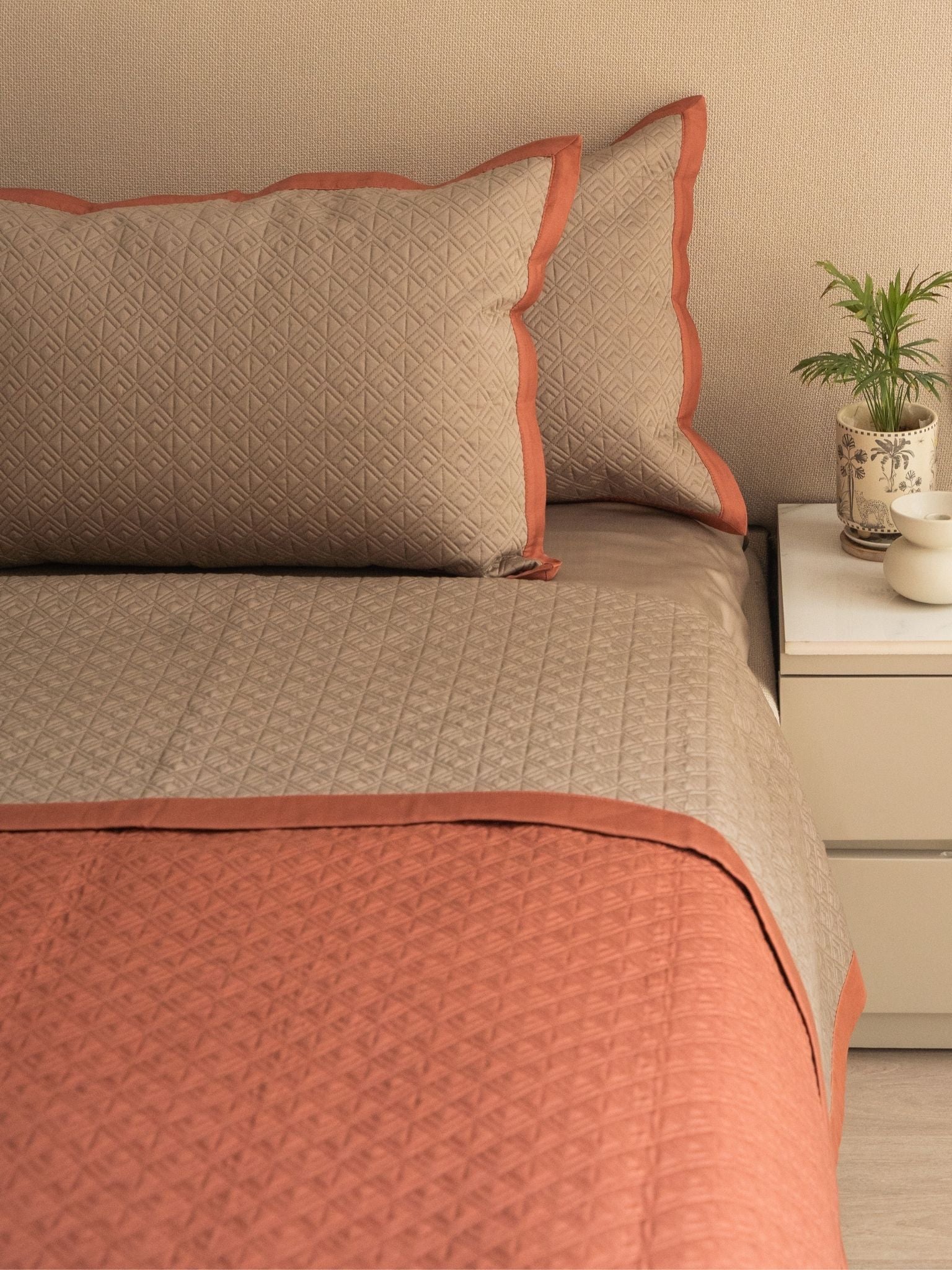 Sadyaska Nadire Mocha and Terracotta 300TC Cotton 10 Pcs Bedding Set