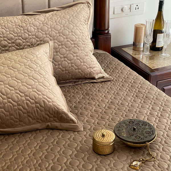 Sadyaska Oriental Champagne Gold Velvet 1 Pcs Bedspread