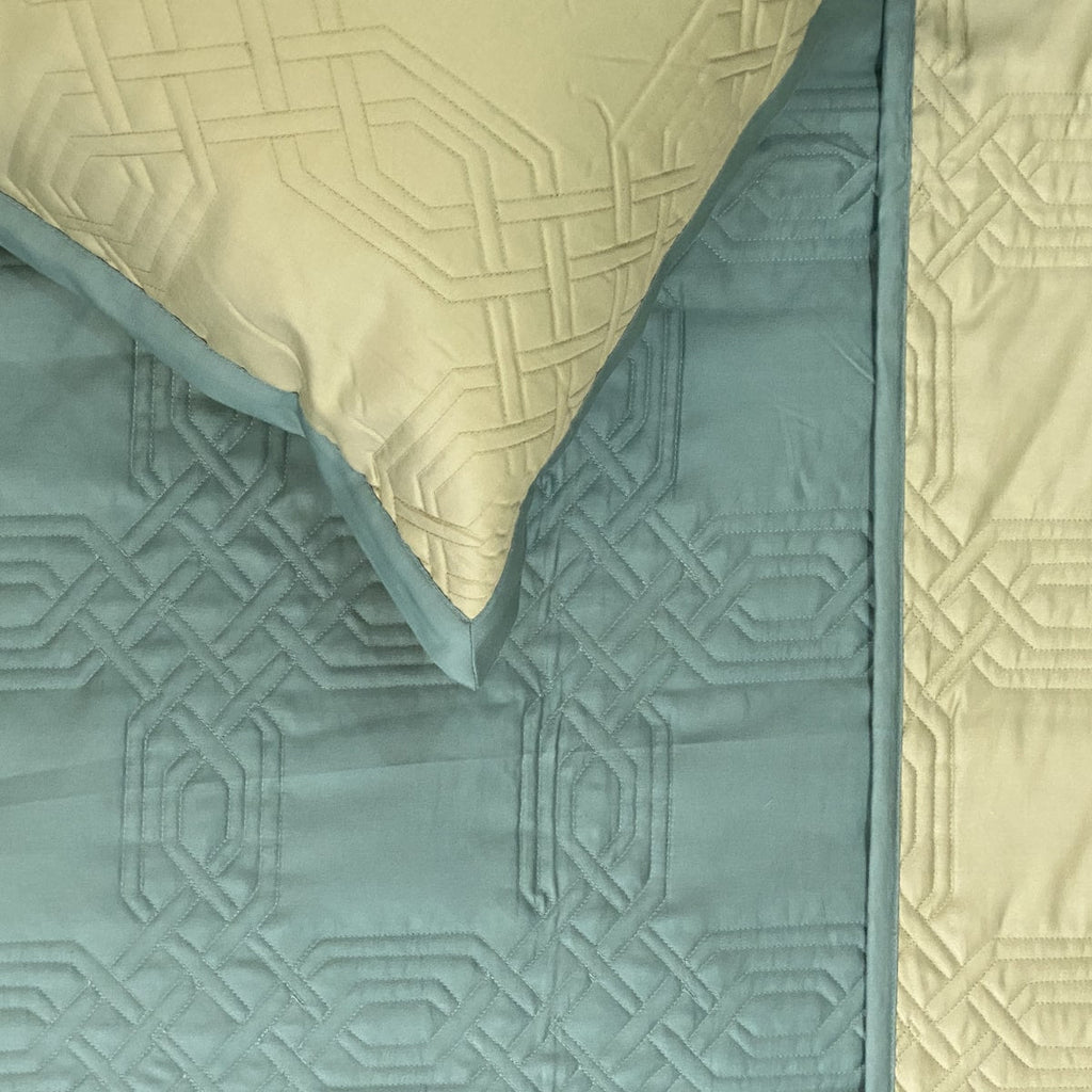 Sadyaska Quilted Turquoise and Lime Green Ornate Reversible 1 Pcs Bedspread