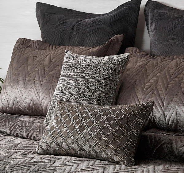 Anna Simona Odette 8 Pcs Bedsheet Set