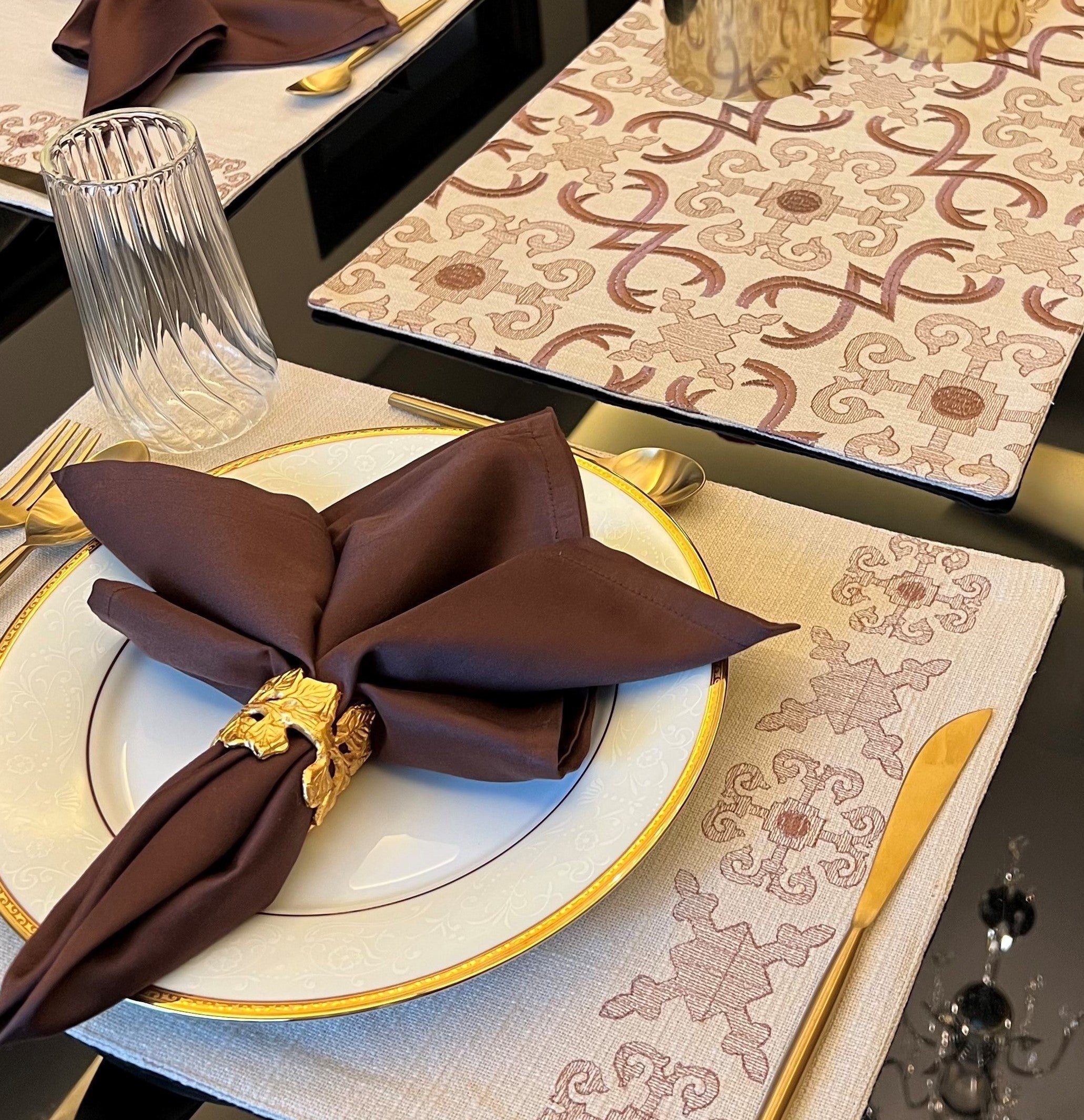 Sadyaska Geo Beige - Set of 2 Placemats & 2 Napkins 1 Pcs Table Linen