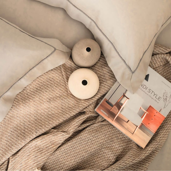 Sadyaska Quartz Latte Woven Throw with s 1 Pcs Euro Sham