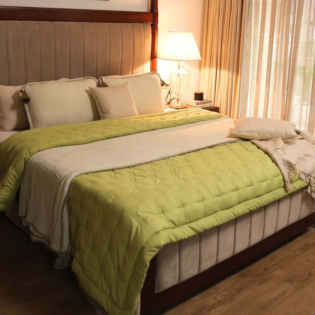 Sadyaska Parrot Green Double Bed Reversible Heavy Winter Downfill Micro Peach 1 Pcs Quilt