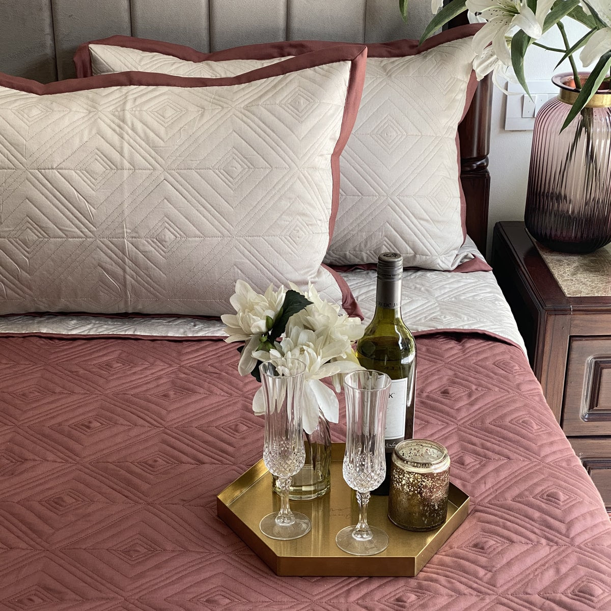 Sadyaska Quilted Blush and Beige Ripple Reversible 1 Pcs Bedspread
