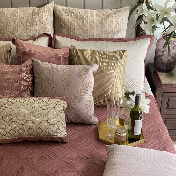Sadyaska Quilted Blush and Beige Ripple Reversible 1 Pcs Bedspread