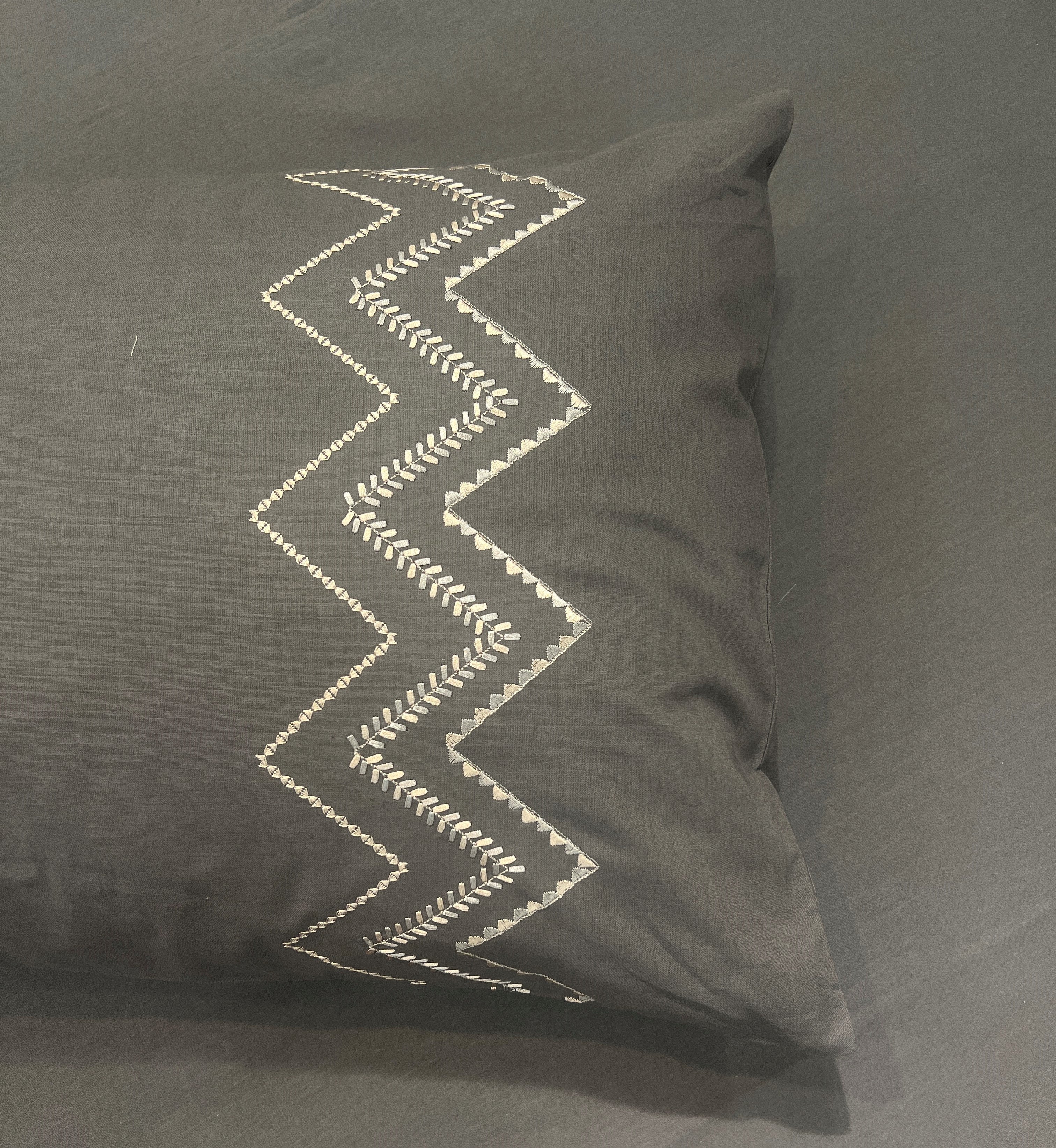 Sadyaska Chevron Dark Grey Cotton set 1 Pcs Bedsheet