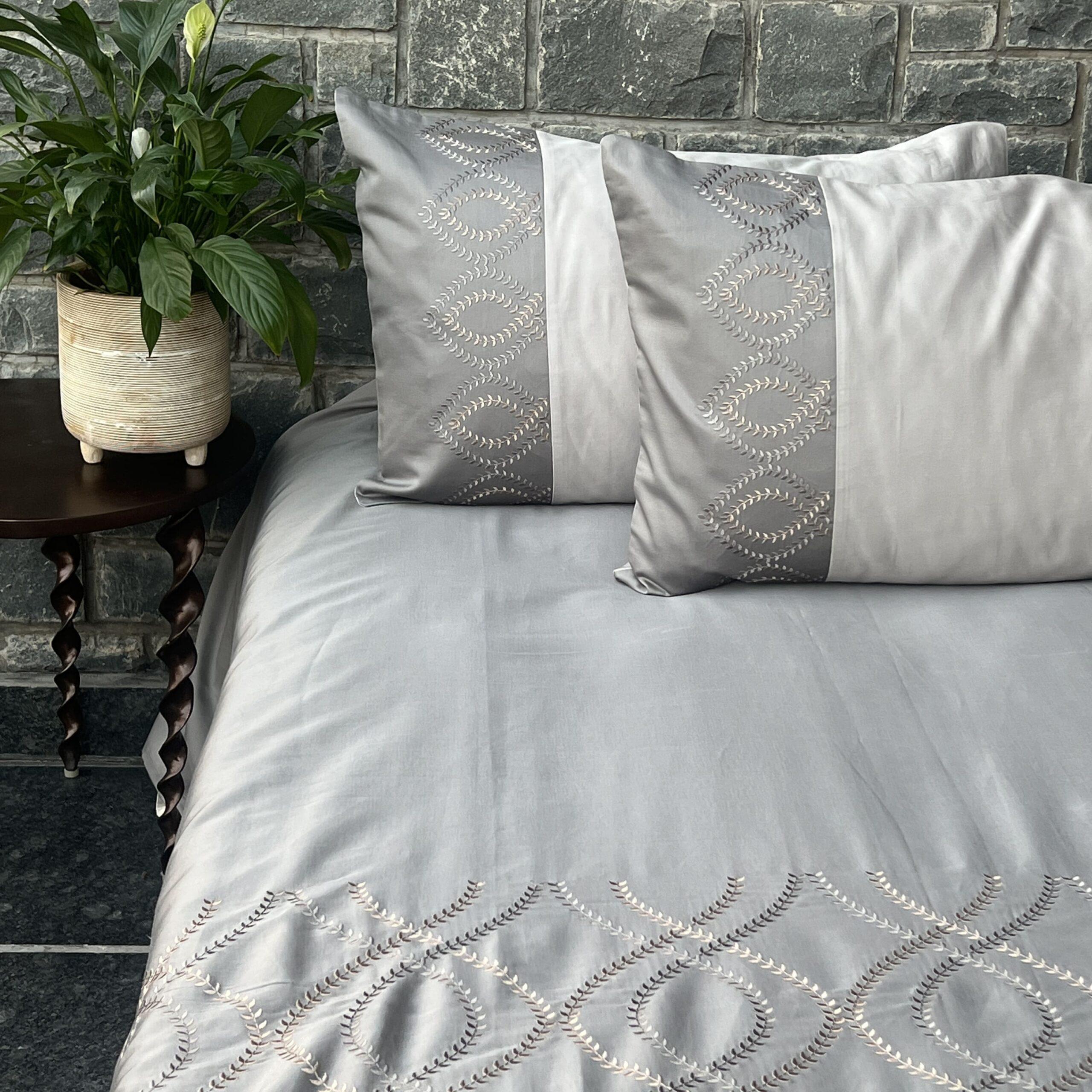 Sadyaska Exon Slate and Pearl Grey Embroidered Set 1 Pcs Bedsheet