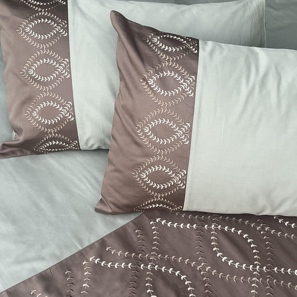 Sadyaska Exon Sage Green and Taupe Embroidered Set 1 Pcs Bedsheet