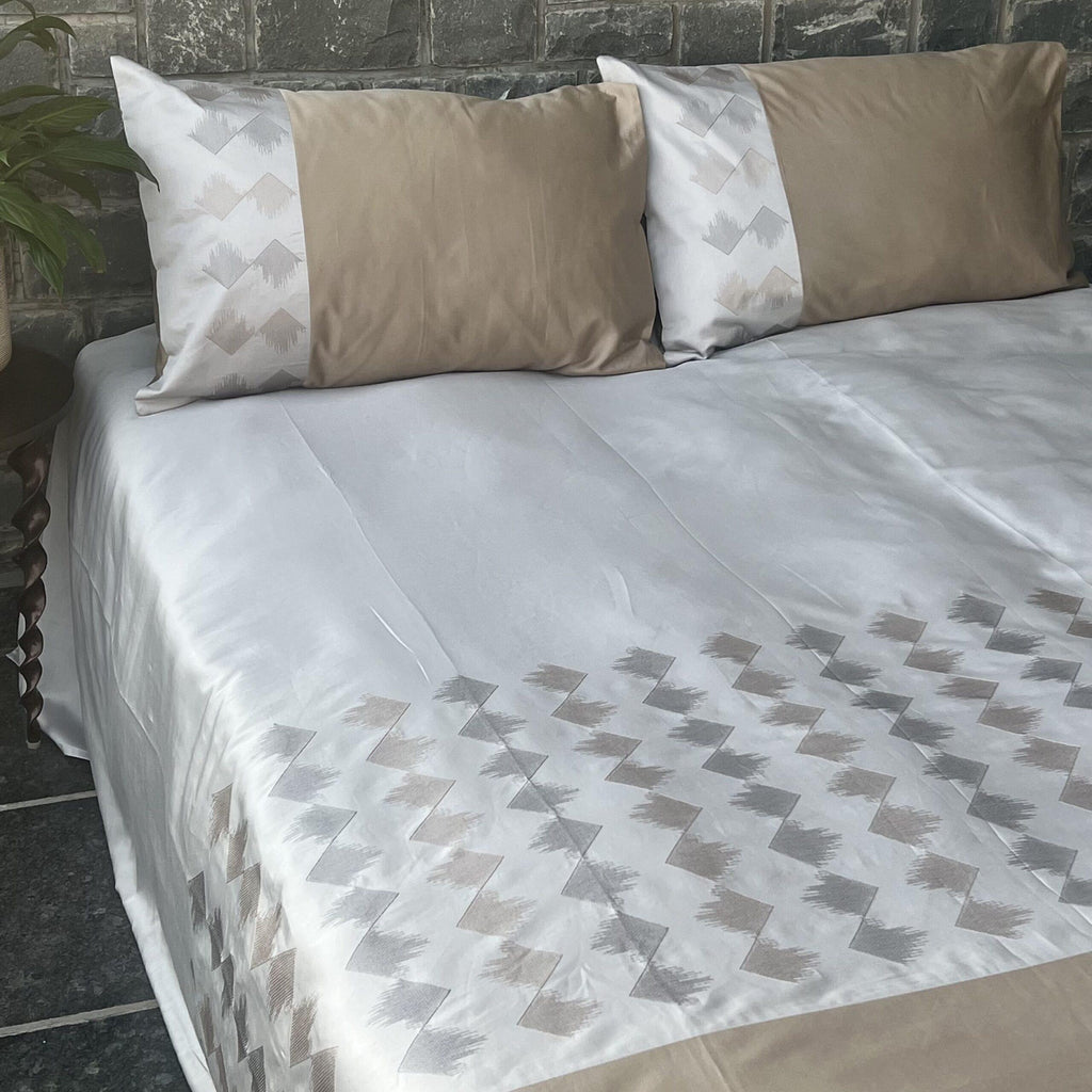 Sadyaska Peak Pearl Grey and Sand Embroidered Set 1 Pcs Bedsheet