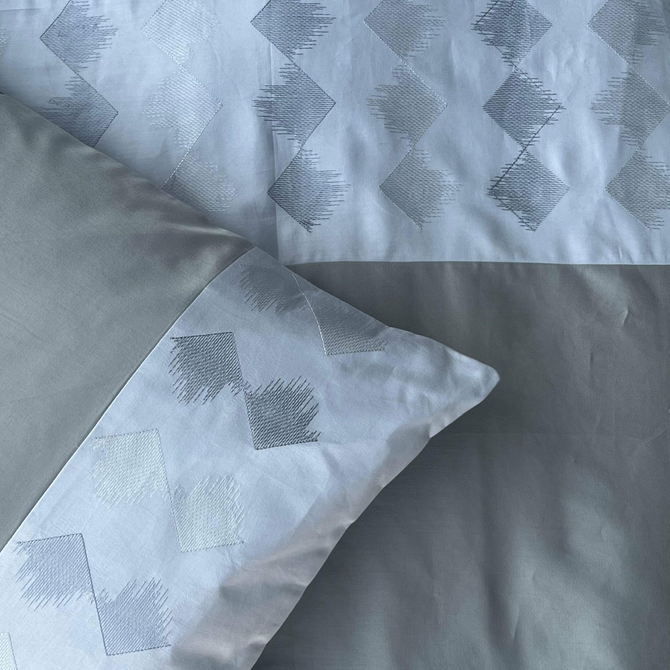 Sadyaska Peak Smoke Blue and Slate Embroidered Set 1 Pcs Bedsheet