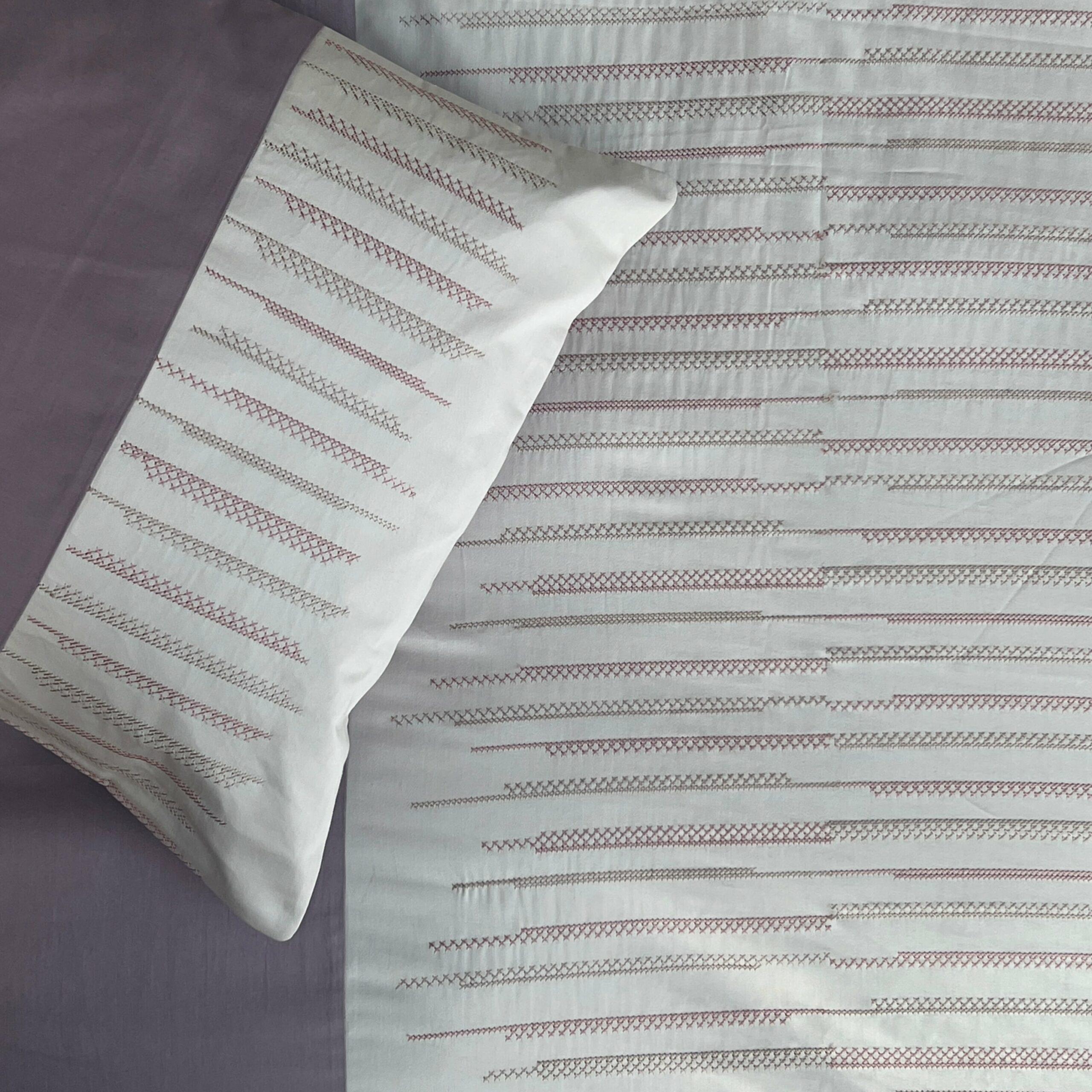 Sadyaska Speckle Old Rose and Buff Embroidered Set 1 Pcs Bedsheet