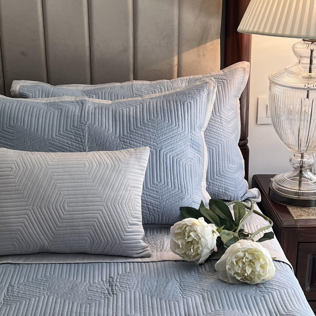 Sadyaska Smoke Blue and Grey Mosaic Cotton Reversible 1 Pcs Bedspread