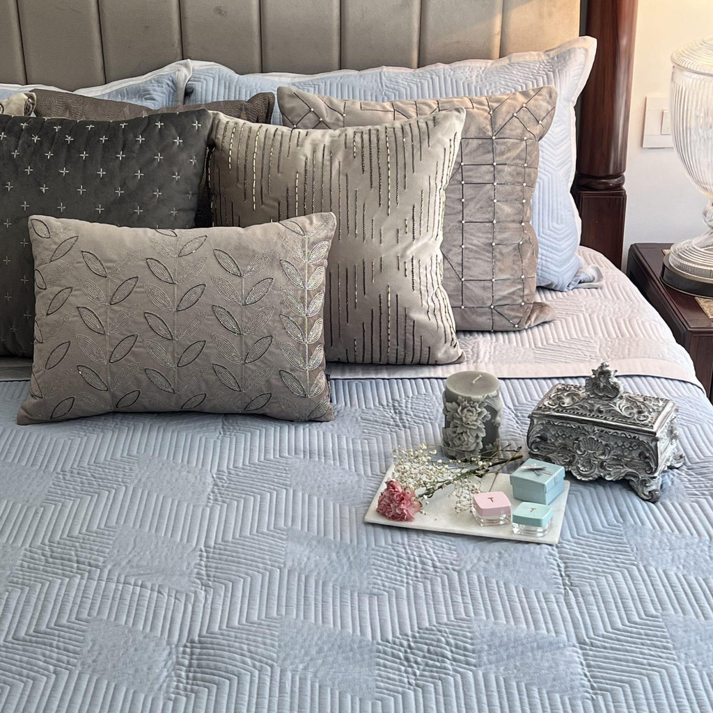 Sadyaska Smoke Blue and Grey Mosaic Cotton Reversible 1 Pcs Bedspread